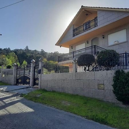 Fogar Dos Petellos, Mondariz. Exterior foto